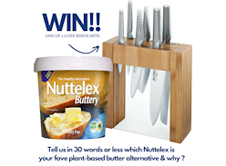 Win 1 of 3 Global Ikasu 7pc Knife Block Sets