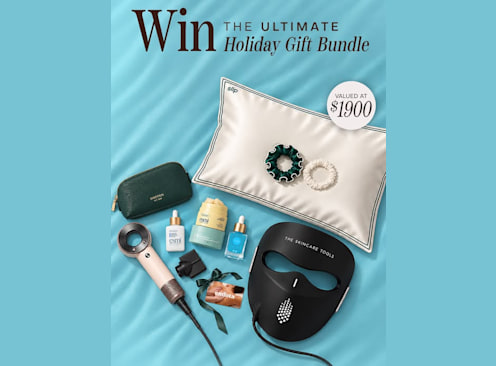 Win an Ultimate Holiday Gift Bundle - esmi Skin Minerals